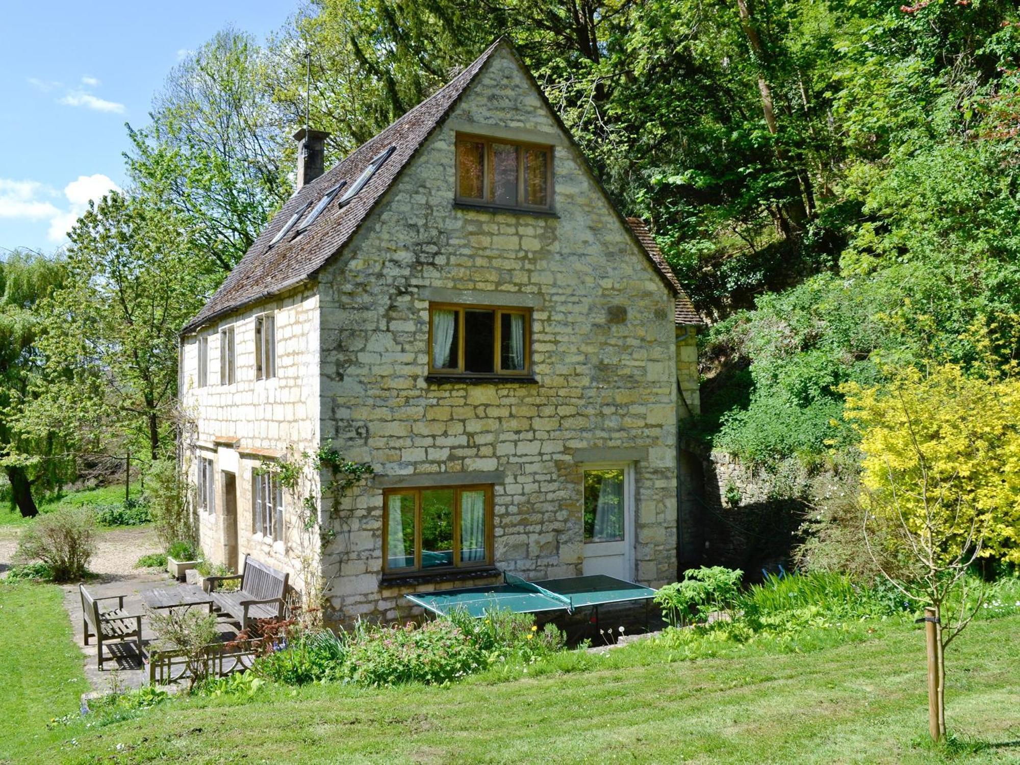 Driftcombe Farmhouse Bisley  外观 照片